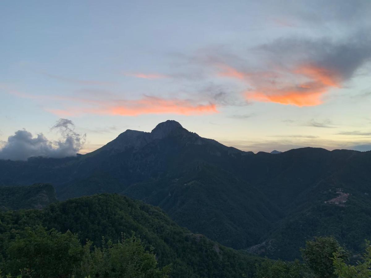 Rifugio La Mesta Trassilico Buitenkant foto